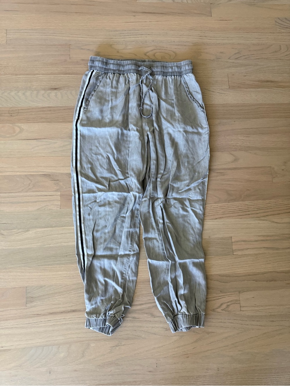 Pure Navy Saks Off Fifth Grey Striped Pants